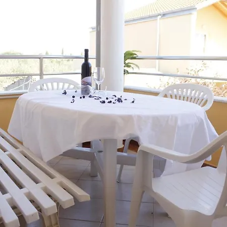 Mediterraneo - With Own Parking Space *